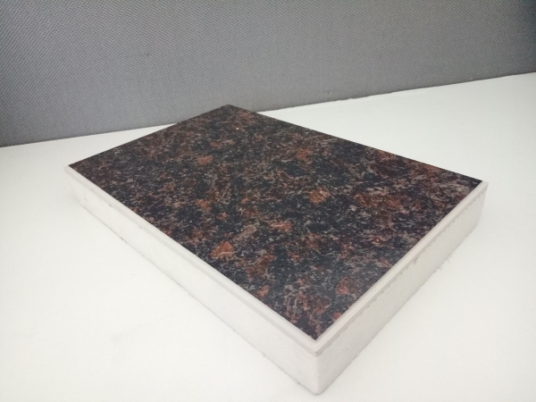 保温装饰一体板